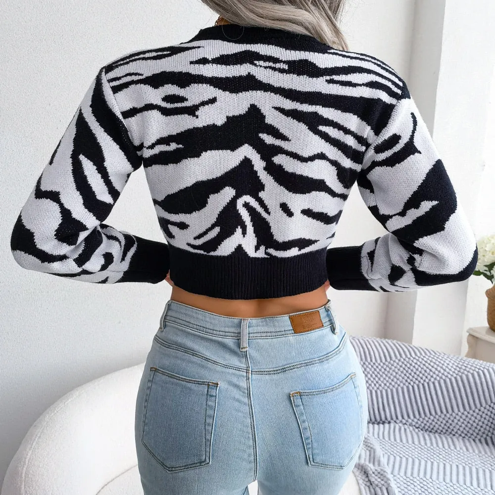 BerriesJam - 2024 Tiger Print Long Sleeve Crop Knit Short Chic Sweater