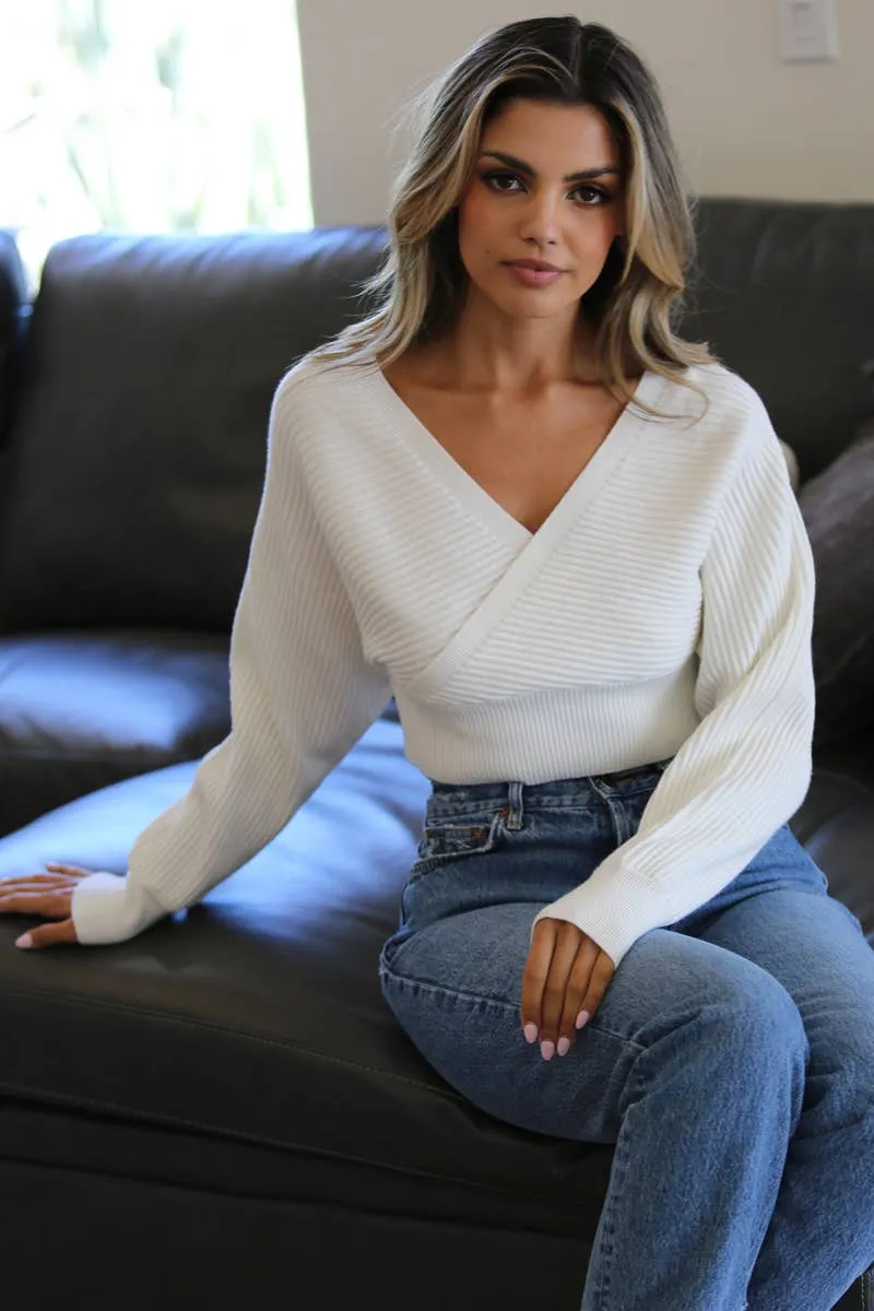 Cozy Beautiful White Sweater Crop