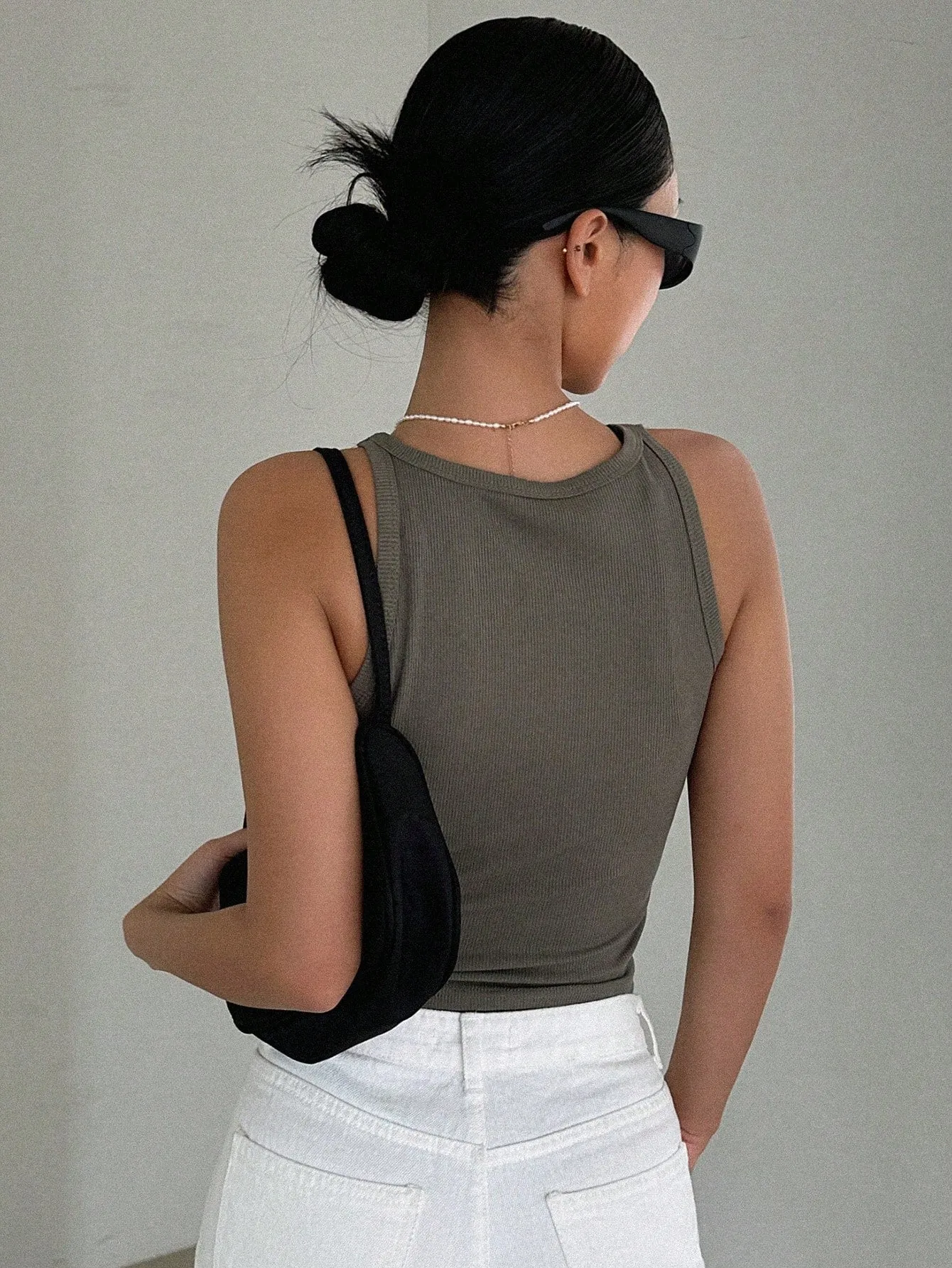 DAZY Solid Rib-knit Crop Tank Top