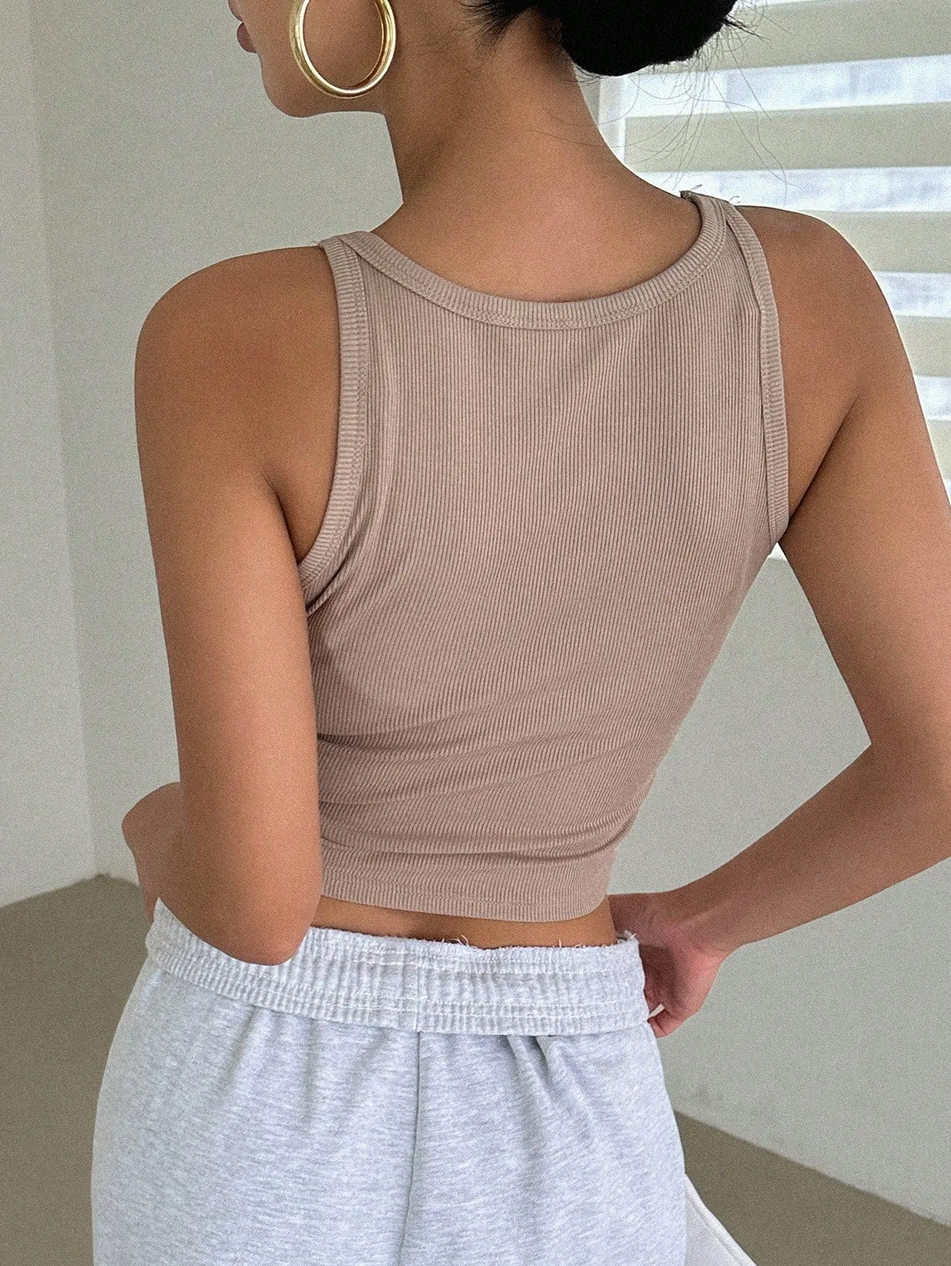 DAZY Solid Rib-knit Crop Tank Top