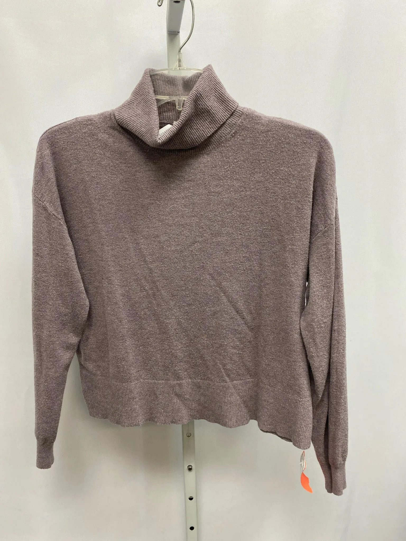 Debut Size XS Lavender Long Sleeve Sweater