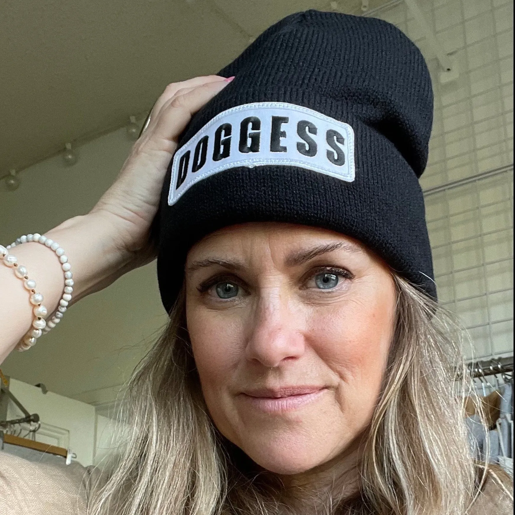 Doggess Toque blk w/ wht