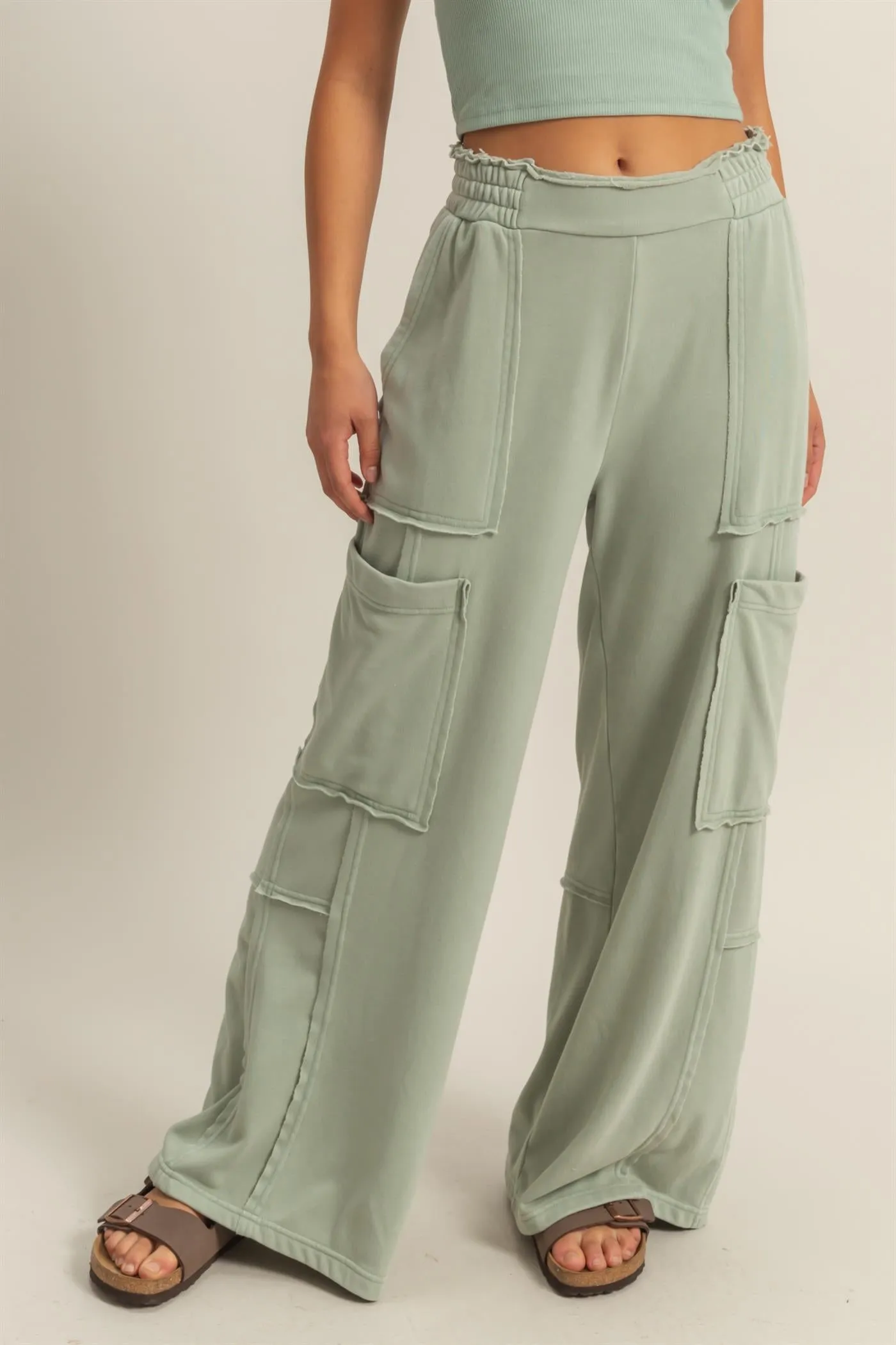 DZ25E111-Oversized Utility Sweatpants