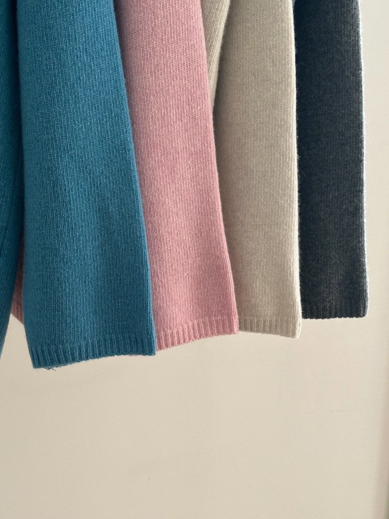 Franc V-neck Knit